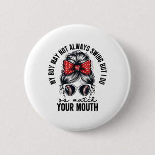 Badge Rond 5 Cm Mon Garçon Ne Chante Peut-Être Pas Toujours, Mais