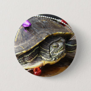 Badge Rond 5 Cm Murtle la tortue de Noël