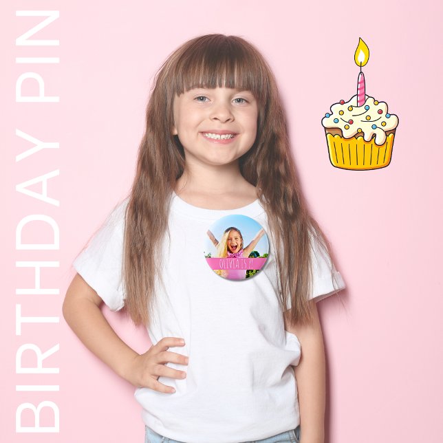 Badge Rond 5 Cm Olivia est 7 photo d'anniversaire personnalisée (Créateur téléchargé)