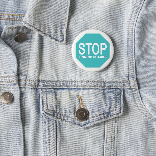Badge Rond 5 Cm Panneau Arrêter la recherche de requins (En situation)
