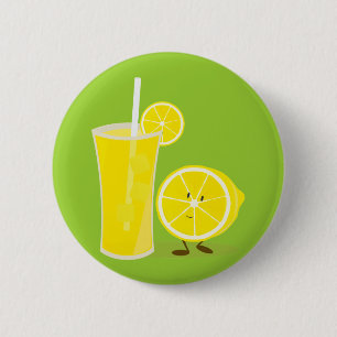 Badge Rond 5 Cm Personnage de citron debout à côté de la limonade