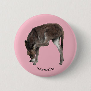 Badge Rond 5 Cm Petite oreille de frottement de poulain au chocola