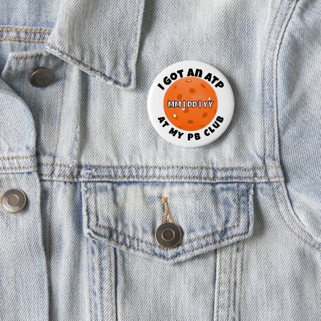 Badge Rond 5 Cm Pickleball Club ATP Orange Personalized (En situation)