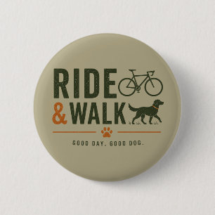 Badge Rond 5 Cm Promenade de chien de propriétaire de vélo de styl