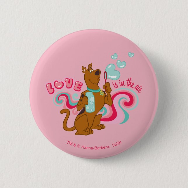 Badge Rond 5 Cm Scooby-Doo - L'Amour Est Dans L'Air (Devant)