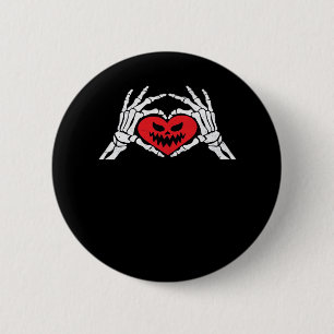 Badge Rond 5 Cm Skeleton Met Un Coeur Halloween Éffrayant