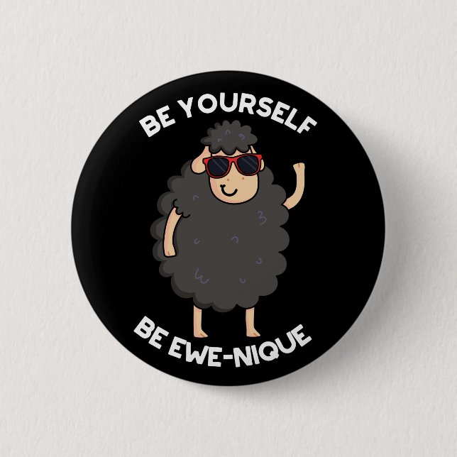 Badge Rond 5 Cm Soyez Ewenique Funny Sheep Pun Dark BG (Devant)