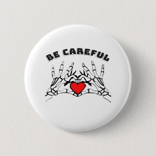 Badge Rond 5 Cm Squelette Main Avec Coeur Classique
