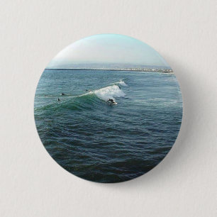 Badge Rond 5 Cm Surfer à la plage d'océan