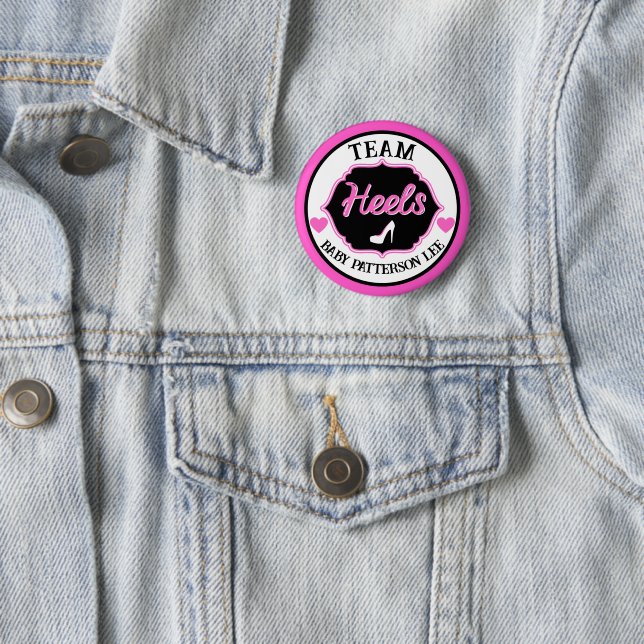 Badge Rond 5 Cm Team Heels Pink & Black Genre Reveve (En situation)