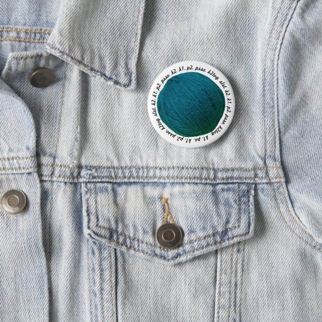 Badge Rond 5 Cm Tricot Lingo Fil Bal Artisanat Turquoise (En situation)