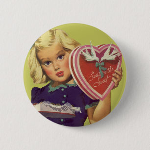 Badge Rond 5 Cm Vintage Saint Valentin, Fille au chocolat