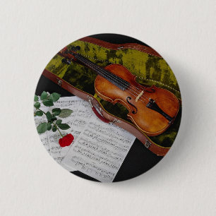 Badge Rond 5 Cm Violon et rose rouge sur l'arrière - plan noir
