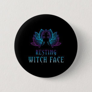 Badge Rond 5 Cm Visage de sorcière au repos Lotus Halloween drôle