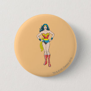 Badge Rond 5 Cm Wonder Woman tient sur les hanches
