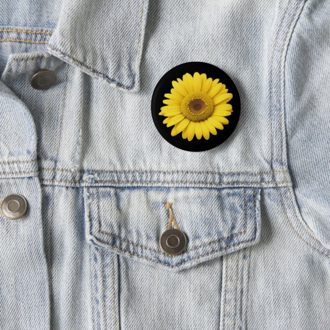 Badge Rond 5 Cm Yellow Daisy Petals (En situation)