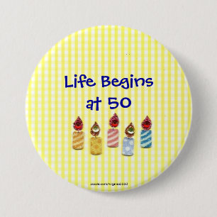 Badge Rond 7,6 Cm "La vie commence à 50" Colorful Birthday Candles 