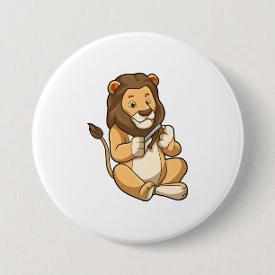 Badge Rond 7,6 Cm Lion avec flèches à ongles