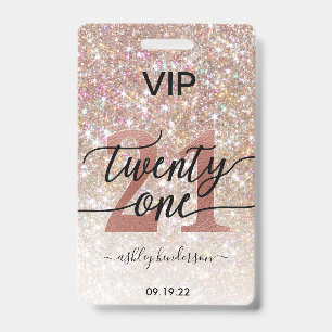 Badge Verre à champagne pour 21e anniversaire VIP paille