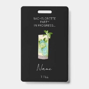Badge Week-end drôle de filles pour l'enterrement de vie
