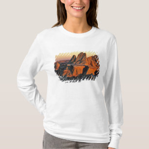 Badlands im Theodore-Roosevelt-Nationalpark T-Shirt