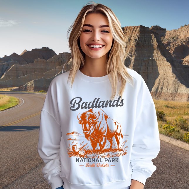 Badlands National Park Retro Bison Artwork Gift  Sweatshirt (Von Creator hochgeladen)