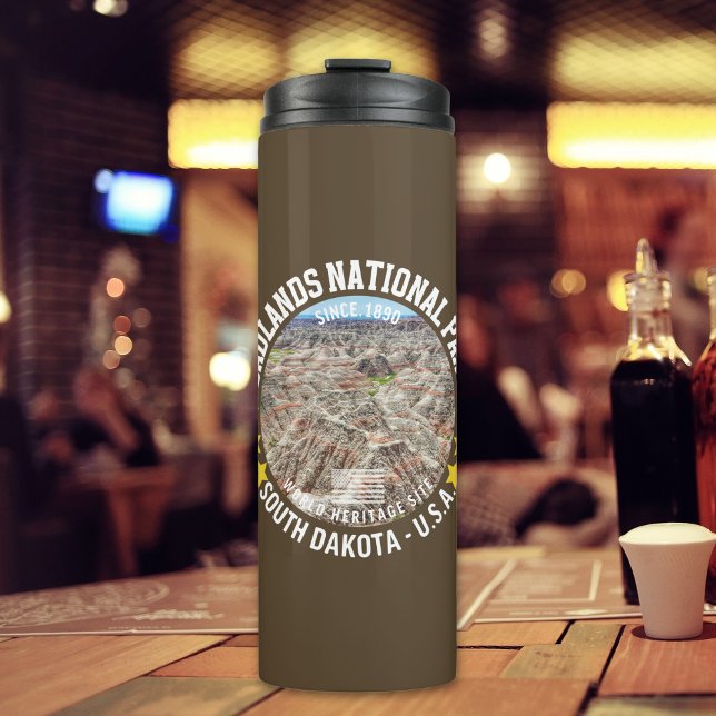 Badlands National Park Vintage Landscape Thermosbecher (Von Creator hochgeladen)