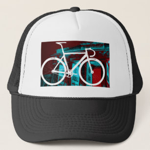 Bahn-Fahrrad Berlin - rotes Blau Truckerkappe