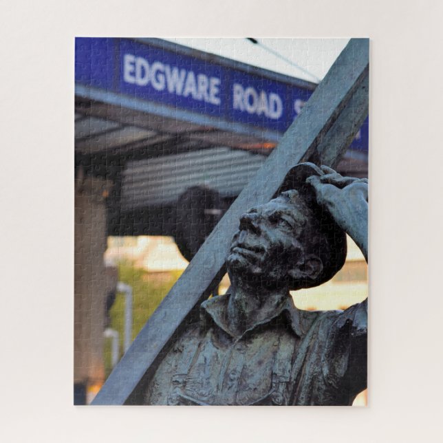 Bahnhof Edgeware Statue - 16x20 - 520 Stk. (Vertikal)