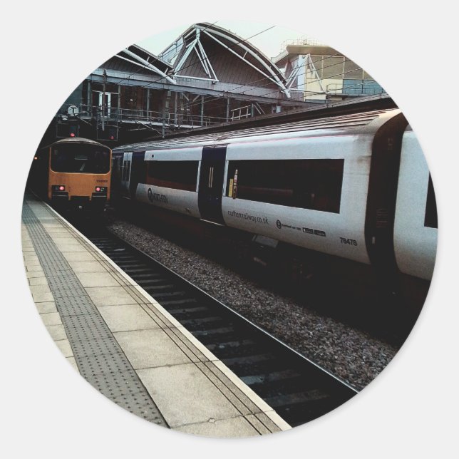 Bahnhof Leeds Runder Aufkleber (Vorderseite)
