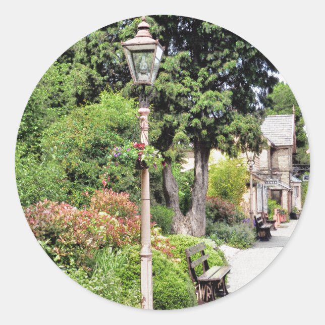 BAHNHOF RUNDER AUFKLEBER (Vorderseite)