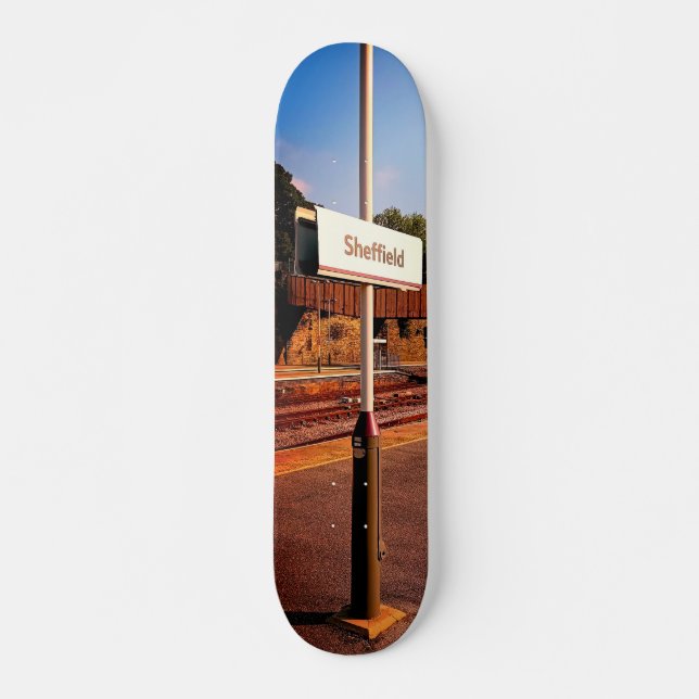 Bahnhof Sheffield Skateboard (Vorne)