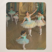 Bailarinas esperando el momento de actuar