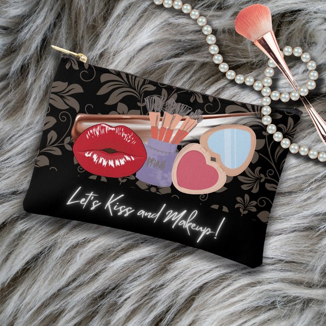 Baiser et maquiller sac d'accessoires (Créateur téléchargé)