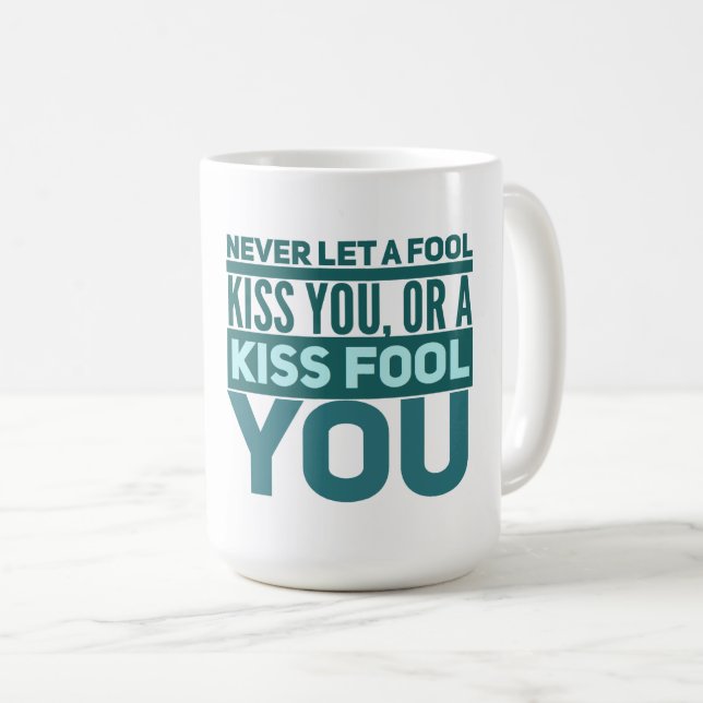 Baiser Mug classique (Devant droit)