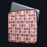 Bake Sale Leckereien Cupcake Cookie Pie Brownie Do Laptopschutzhülle<br><div class="desc">Das Design bietet eine originelle Marker-Illustration klassischer Leckereien wie Cookies, Kuchen, Kuchen, Kuchen, Donuts, Kuchen, Sahne Puffs, Kuchen, Broschüren, Muffins und vieles mehr. Ideal für Ihren Lieblingsbäcker oder Feinschmecker! Sehen Sie nicht, wonach Sie suchen? Brauchen Sie Hilfe bei der Anpassung? Klicken Sie auf "Kontakt mit diesem Designer", um etwas für...</div>