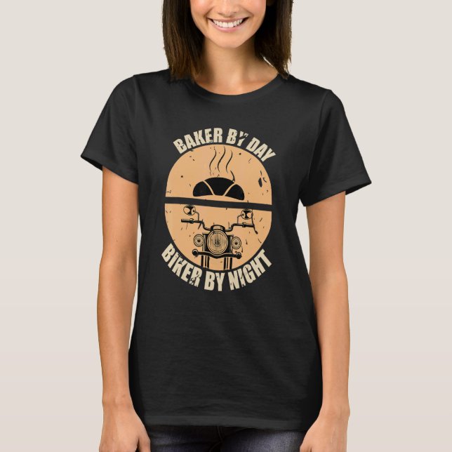 Baker by Day Biker by Night - Backquote T-Shirt (Vorderseite)