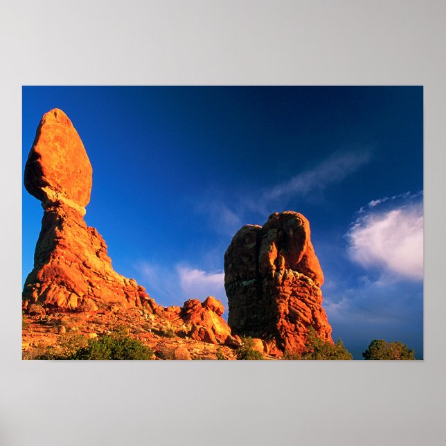 Balanced Rock at Sunset Poster (Vorne)