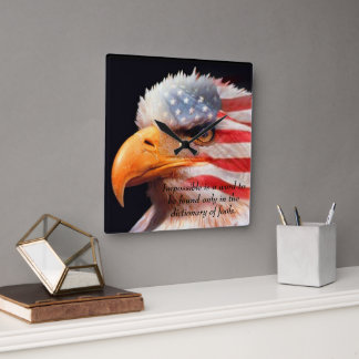 Bald Adler 4. Juli Poster 13 Quadratische Wanduhr