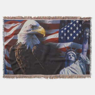 Bald Adler mit Freiheitsstatue und amerikanischer  Decke