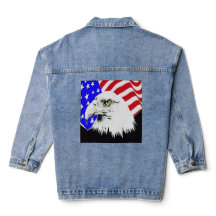 Bald Adler und amerikanische Flaggenfrauen