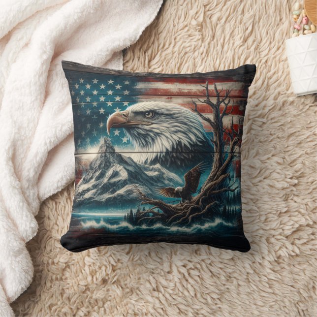 Bald Adler von Berg und amerikanischer Flagge Kissen (Decke)