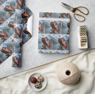 Bald Eagle trägt ein amerikanisches Flaggenkap Geschenkpapier