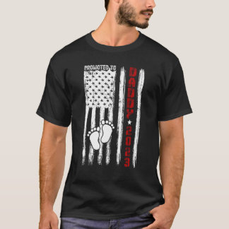 Bald um Vater zu sein, bewarb sich Papa zum ersten T-Shirt