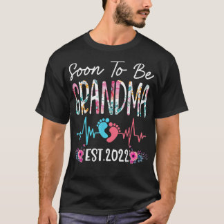 Bald wird Oma Est 2022 die Funny Floral Mutter's T-Shirt