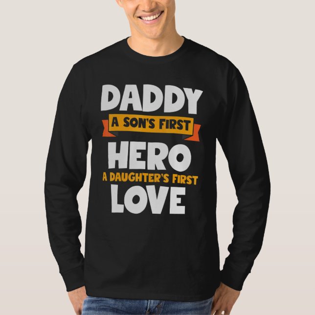 Bald wird Papa schönes Grafikdesign sein T-Shirt (Vorderseite)