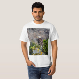Baldadler auf dem Felsen T-Shirt