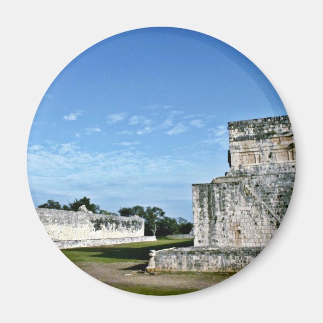 Ball Court and Temple of the Jaguars, Chichen Itza Magnet (Vorne)