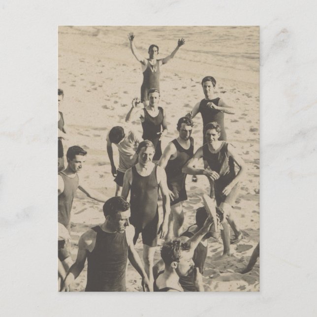 Ball Games on the Beach Carte postale (Devant)