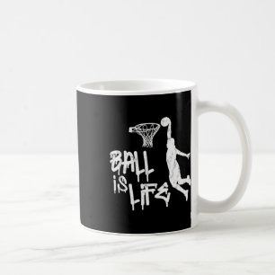 Ball ist der Rettungsball-Point-Guard-Team spendet Kaffeetasse